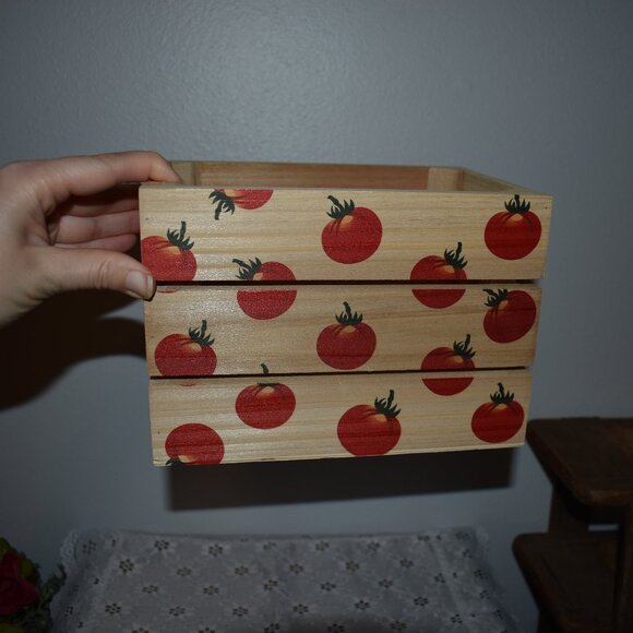 Small Tomato Wood Crate Box Cottage Farmhouse Style - Picture 8 of 11